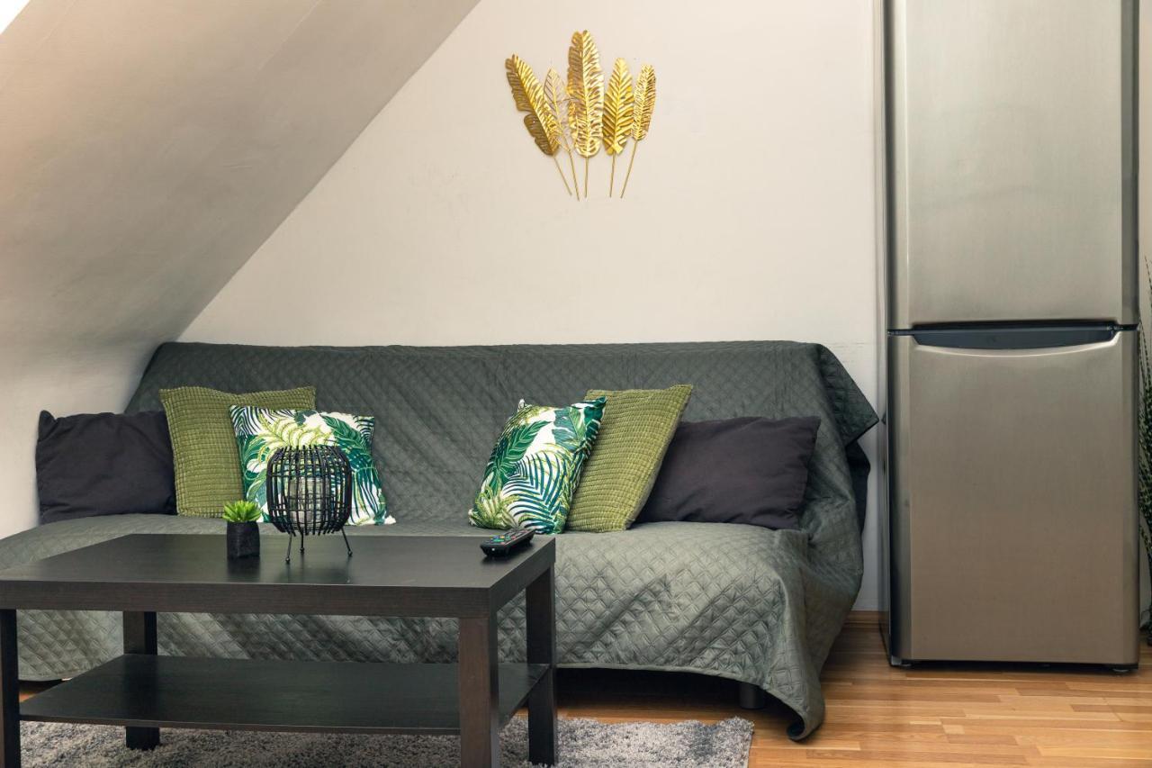 Milky Way Top Floor 2-Bedroom Apartment Air Condition Vienna Exterior photo